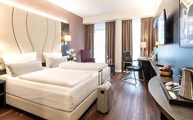 Best Western Plus Plaza Berlin Kurfürstendamm